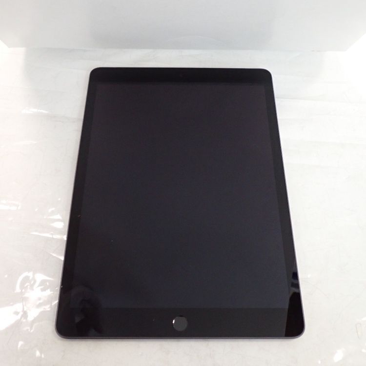 �ڼ��ߤʤߡۡ�Z721��SIM�ե꡼��iPad(��9����) 64GB NK473J/A ���