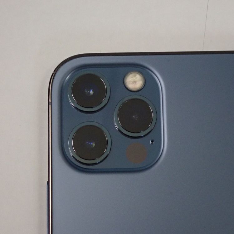 �ڼ��ߤʤߡۡ�Z767��au��iPhone12 Pro��256GB��MGMD3J/A�����