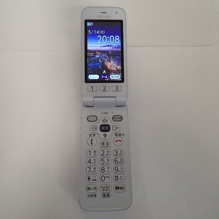 �ڼ��ߤʤߡۡ�Z671���ɥ�����ٻ��� �餯�餯�ۥ� F-01M �ۥ磻�� ���/�����