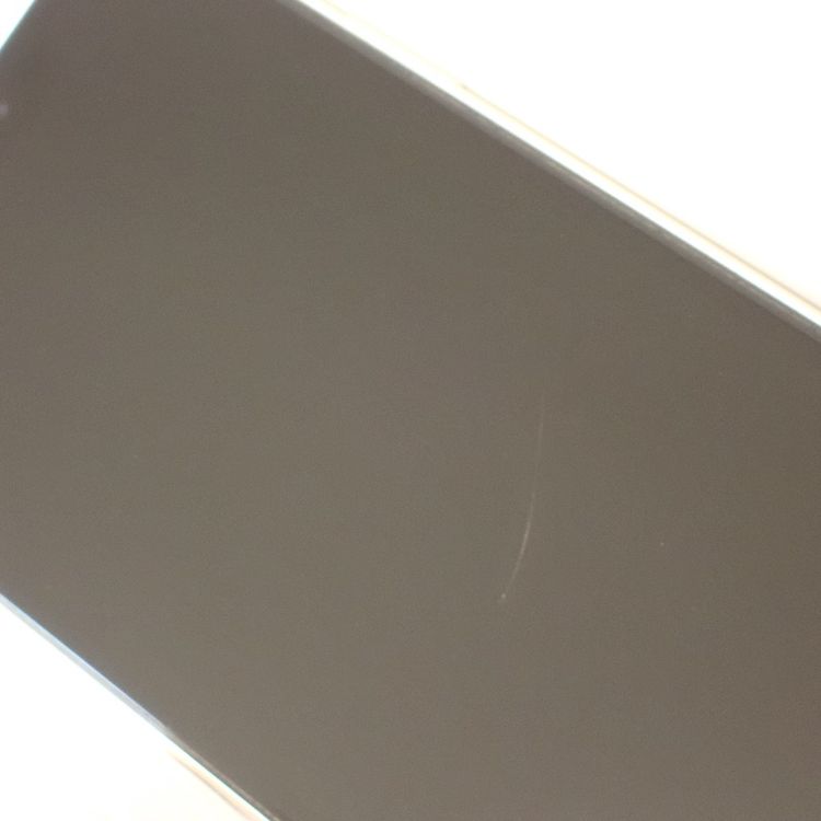 �ڼ��ߤʤߡۡ�Z742��au��iPhone XR��64GB��MT032J/A�����