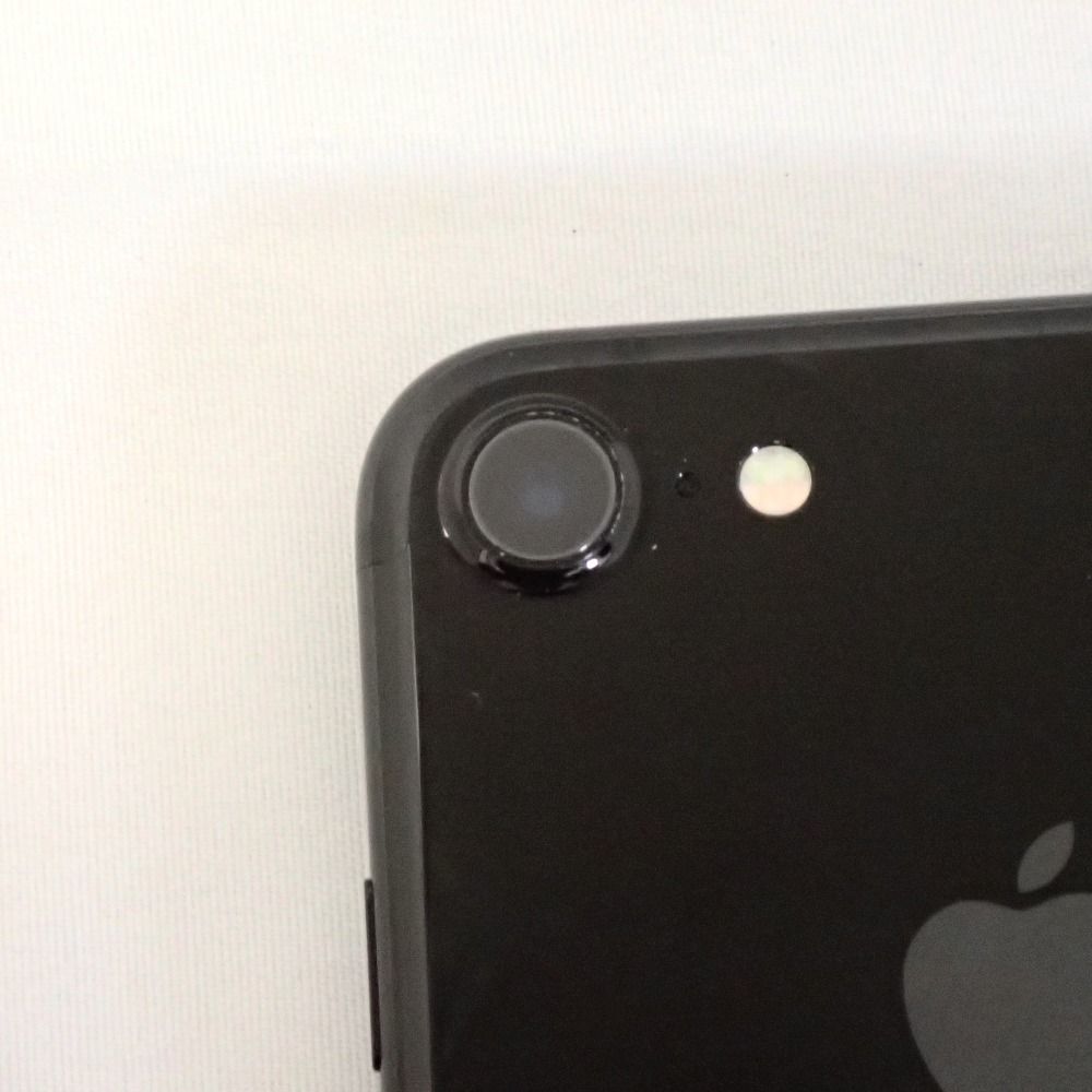 ムスビー｜【質みなみ】☆Z524☆ドコモ☆iPhone7 32GB MQTY2J/A 中古 