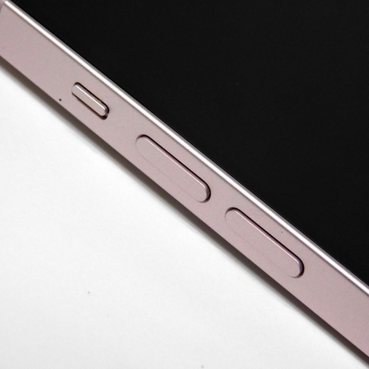 �ڼ��ߤʤߡۢ�Softbank��iphone13 MLNE3J/A 128GB �ԥ� ��������