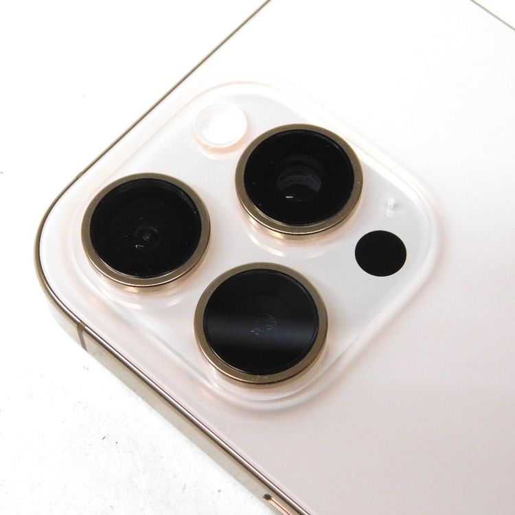 �ڼ��ߤʤߡۢ�Softbank��iphone16Pro MYNA3J/A 1TB ������š�����