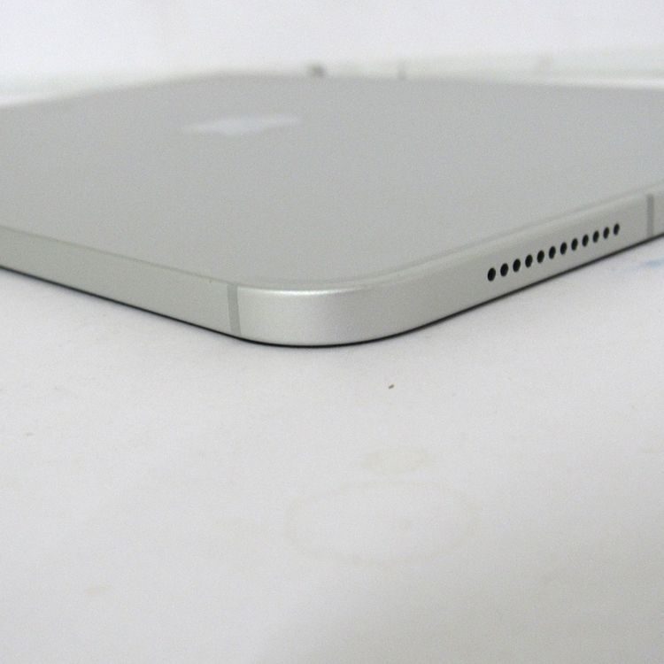 �ڼ��ߤʤߡۢ�AU��ipad(��10����)MQ6J3J/A  64GB silver ��Ƚ�ꢣ���
