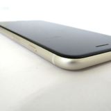 �ڼ��ߤʤߡۢ�AU��iphoneSE3 MMYK3J/A 256GB �������饤�� ��Ƚ�ꢣ���