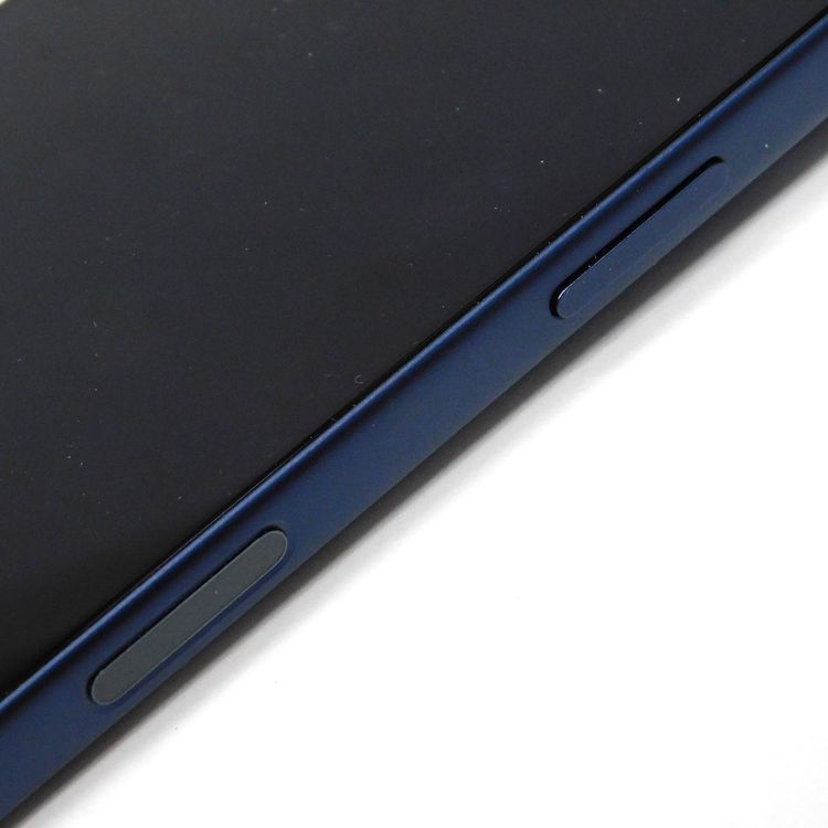 �ڼ��ߤʤߡۢ�au��iphone17Pro 256GB MG874J/A �֥롼 ��������