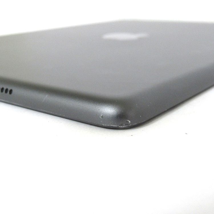 �ڼ��ߤʤߡۢ�AU��ipad (��8����) MYMH2J/A 32GB ��Ƚ�ꢣ���