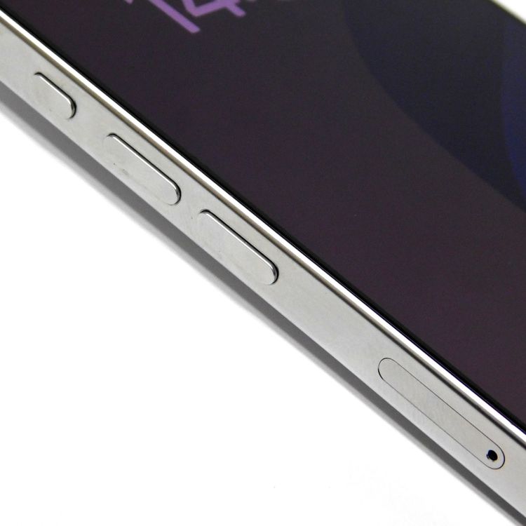 �ڼ��ߤʤߡۢ�Softbank��iphone16Pro MYN53J/A 512GB �������