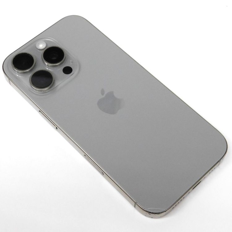 �ڼ��ߤʤߡۢ�au��iphone16Pro 256GB MYN33J/A �ʥ����� �������