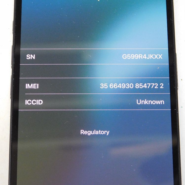 �ڼ��ߤʤߡۢ�Softbank��iPhone16e MD1Q4J/A 128GB �֥�å� ��������