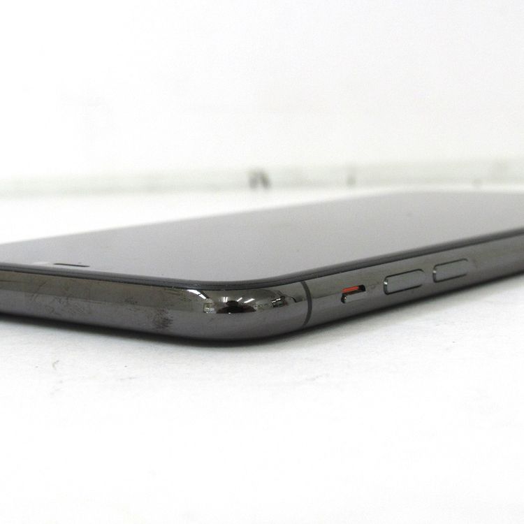 �ڼ��ߤʤߡۢ�docomo��iphone11 ProMax MWHD2J/A 64GB ��Ƚ�ꢣ���