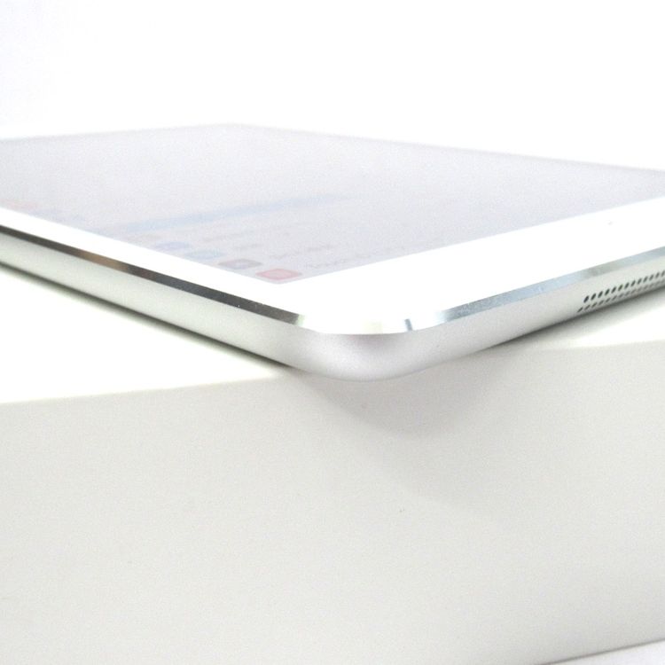 �ڼ��ߤʤߡۢ�AU��ipad mini 3 MGHW2J/A 16GB silver��Ƚ�ꢣ���
