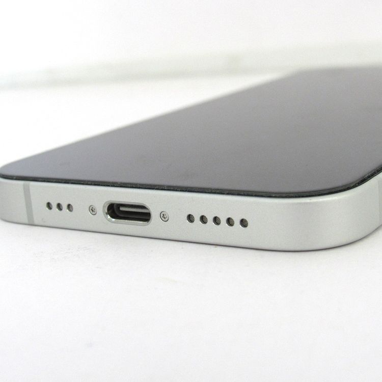 �ڼ��ߤʤߡۢ�AU��iphone16e MD1R4J/A 128GB �ۥ磻�� ��Ƚ�ꢣ����