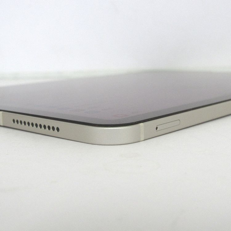 �ڼ��ߤʤߡۢ�AU��ipad Air(��5����) 64GB Wi-Fi+Cell ��Ƚ�ꢣ���