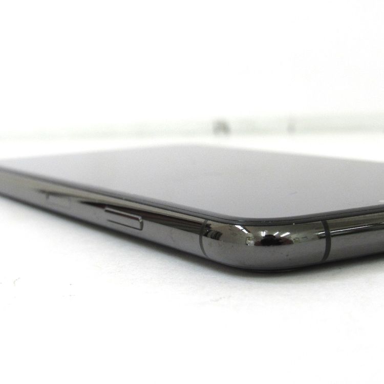 �ڼ��ߤʤߡۢ�docomo��iphone11 ProMax MWHD2J/A 64GB ��Ƚ�ꢣ���