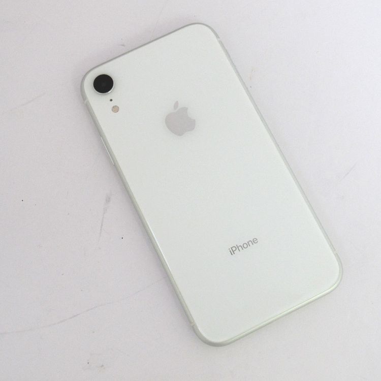 �ڼ��ߤʤߡۢ�docomo��iphoneXR MT032J/A 64GB���ۥ磻�� ��Ƚ�ꢣ���