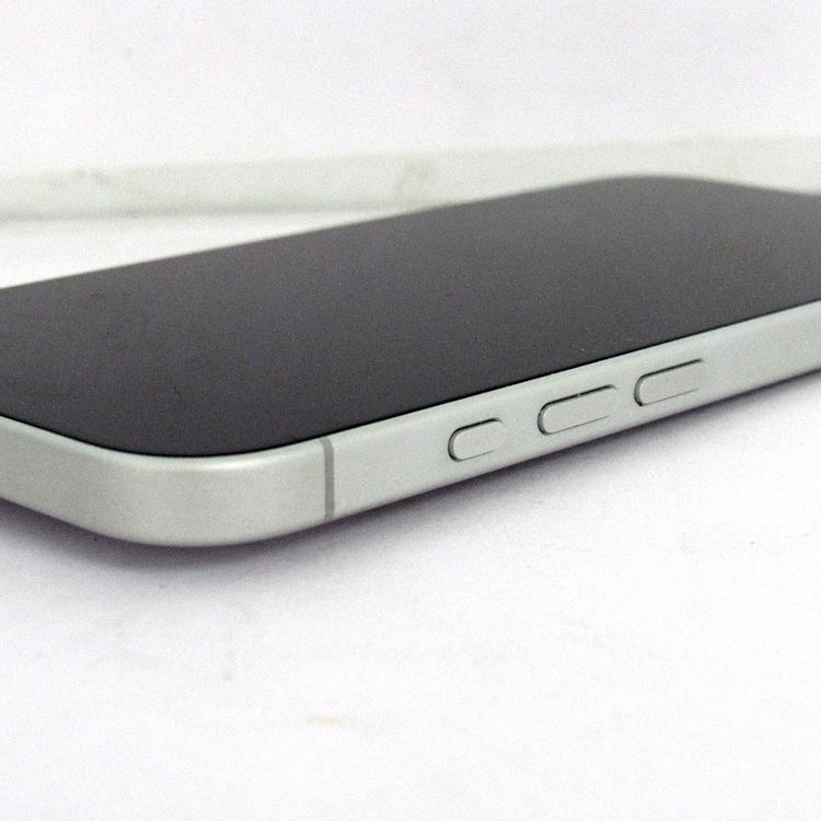 �ڼ��ߤʤߡۢ�Softbank��iphone16 MYDR3J/A 128GB  �ۥ磻�� �������