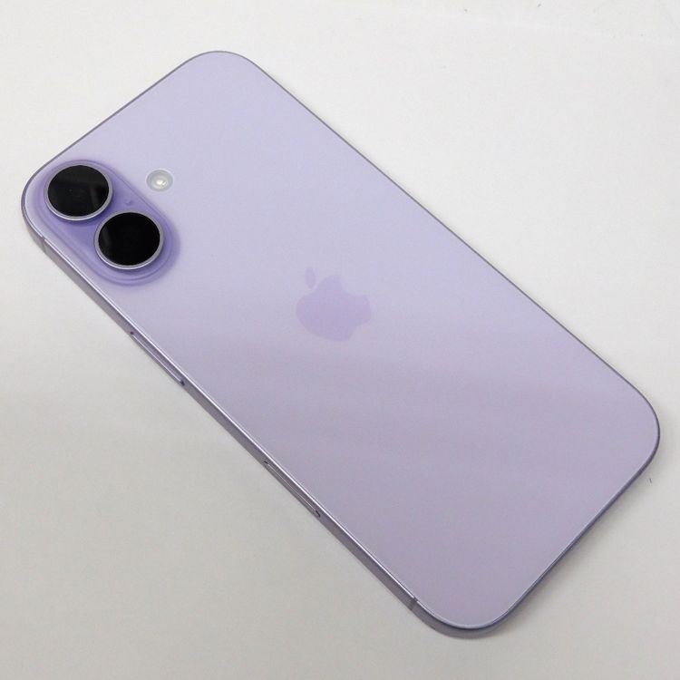 �ڼ��ߤʤߡۢ�Docomo��iPhone17 MG6A4J/A 256GB ��٥���� �������