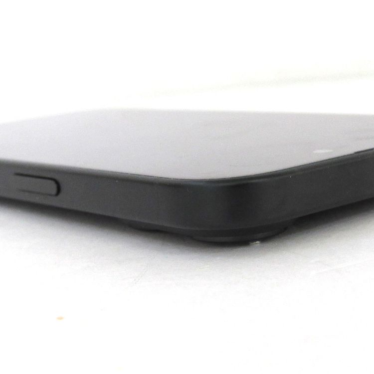 �ڼ��ߤʤߡۢ�Softbank��iphone16 MYDQ3J/A 128GB �֥�å� �������