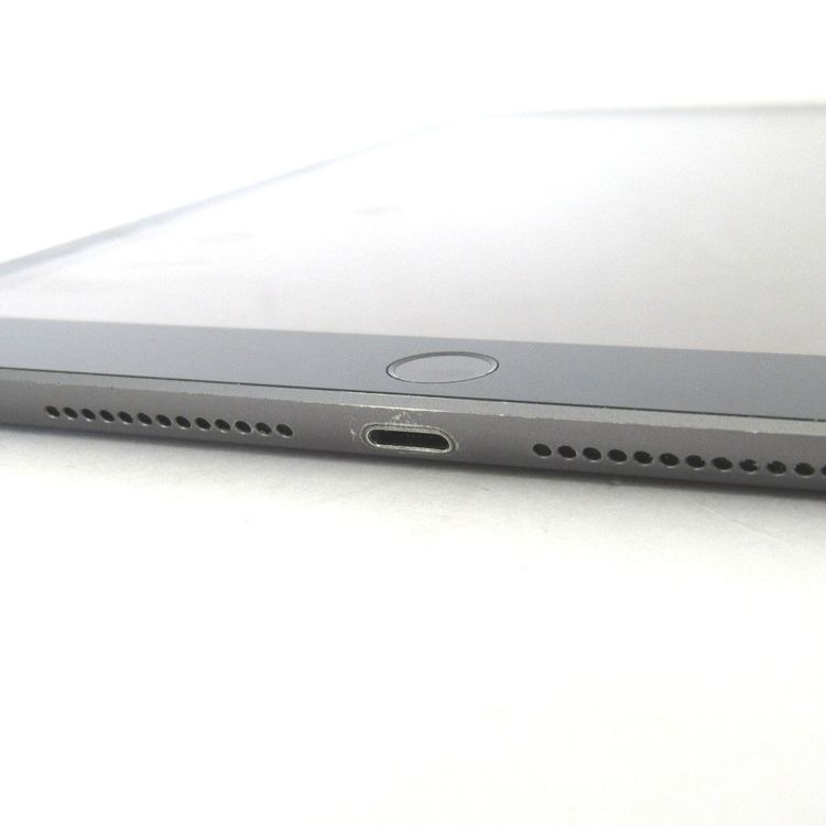 �ڼ��ߤʤߡۢ�AU��ipad (��7����) MW6E2J/A 128GB ��Ƚ�ꢣ���