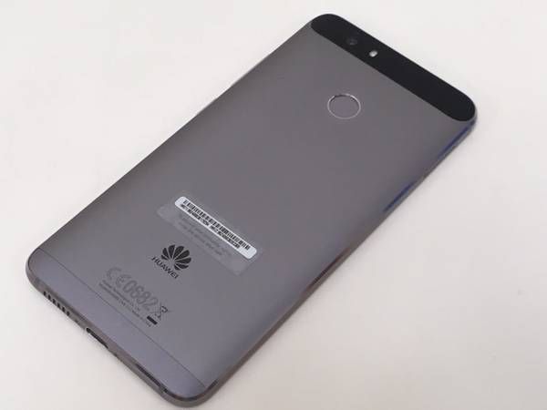 �ڼ��ߤʤߡ�22529 HUAWEI nova CAN-L12 �����˥��॰�졼 ���