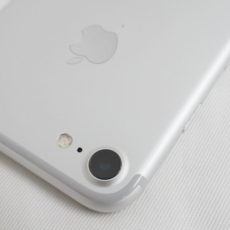 �ڼ��ߤʤߡۡ�1133���ɥ����iPhone7 32GB MNCF2J/A ����С������