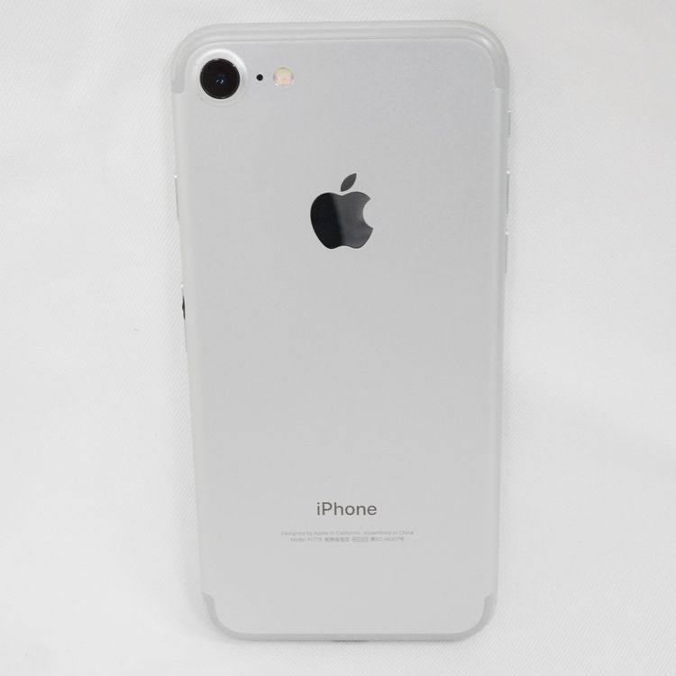�ڼ��ߤʤߡۡ�1134���ɥ����iPhone7 32GB MNCF2J/A ����С������