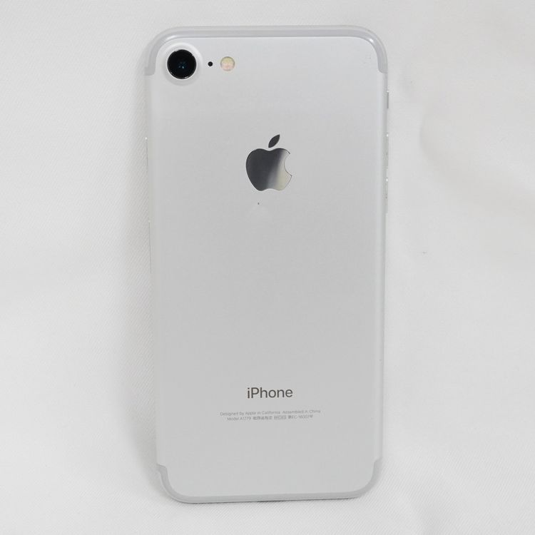 �ڼ��ߤʤߡۡ�1133���ɥ����iPhone7 32GB MNCF2J/A ����С������