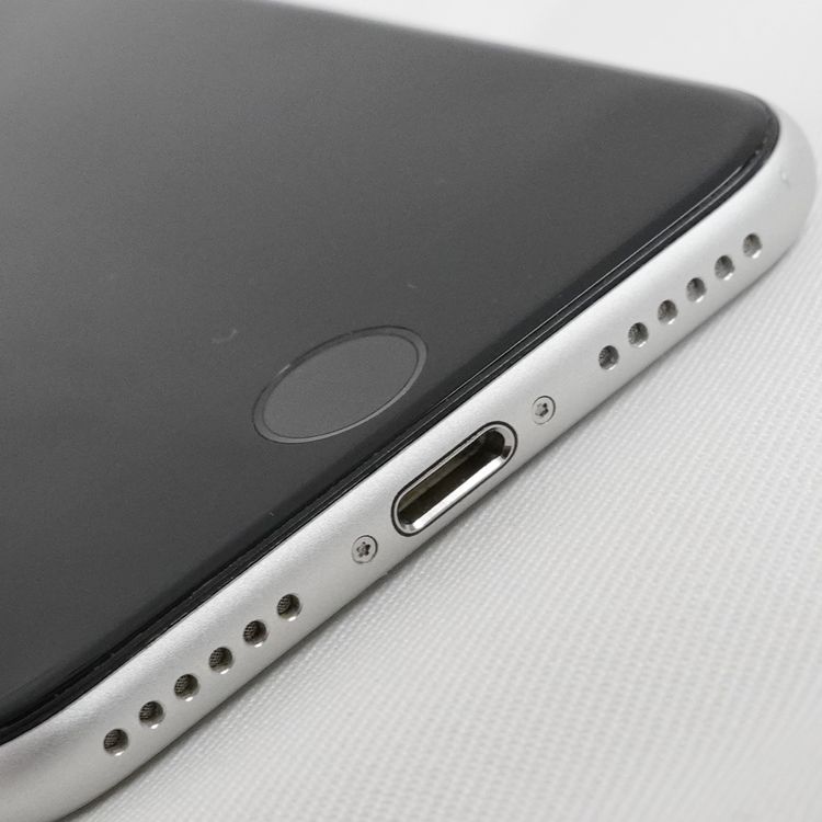 �ڼ��ߤʤߡۡ�1114���ɥ����iPhoneSE2 64GB MHGQ3J/A �ۥ磻�ȡ����