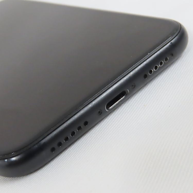 �ڼ��ߤʤߡۡ�1070���ɥ����iPhone XR 64GB �֥�å� MT002J/A �����