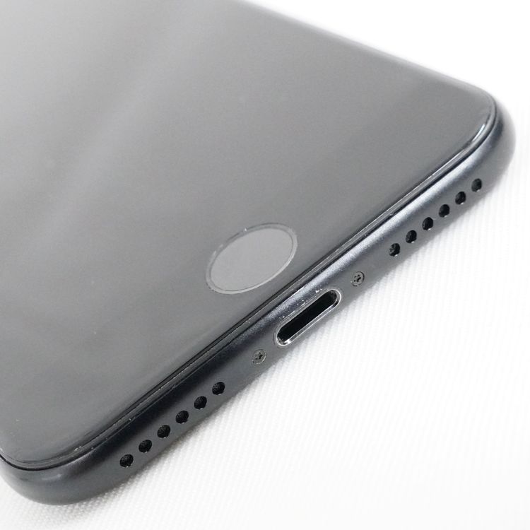 �ڼ��ߤʤߡۡ�1138��au��iPhoneSE2 MHGP3J/A 64GB�����