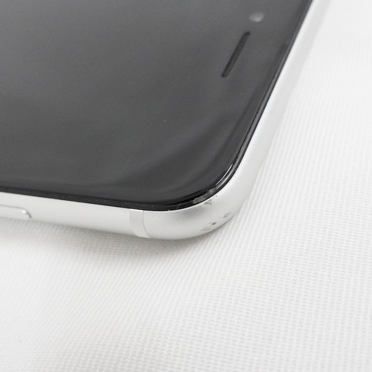 �ڼ��ߤʤߡۡ�1114���ɥ����iPhoneSE2 64GB MHGQ3J/A �ۥ磻�ȡ����