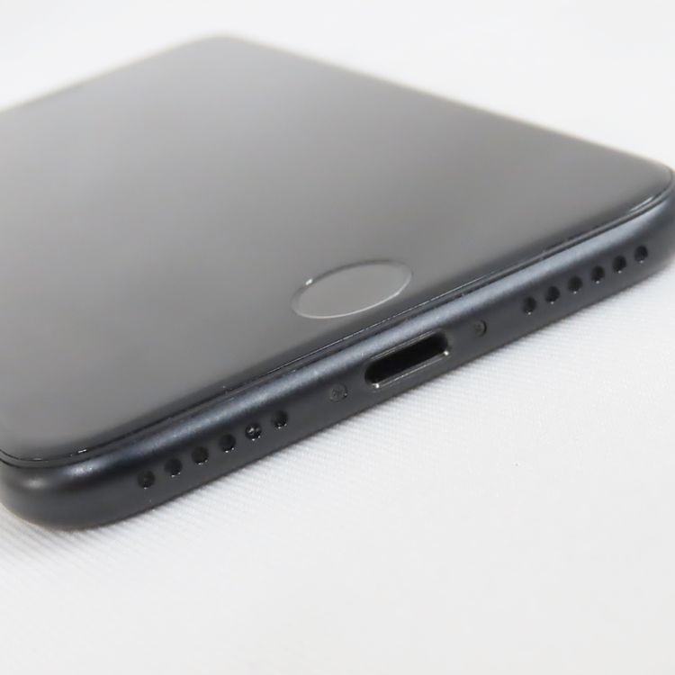 �ڼ��ߤʤߡۡ�1090��SB��iPhoneSE2 64GB MHGP3J/A �֥�å������