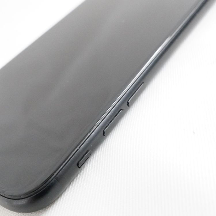 �ڼ��ߤʤߡۡ�1138��au��iPhoneSE2 MHGP3J/A 64GB�����