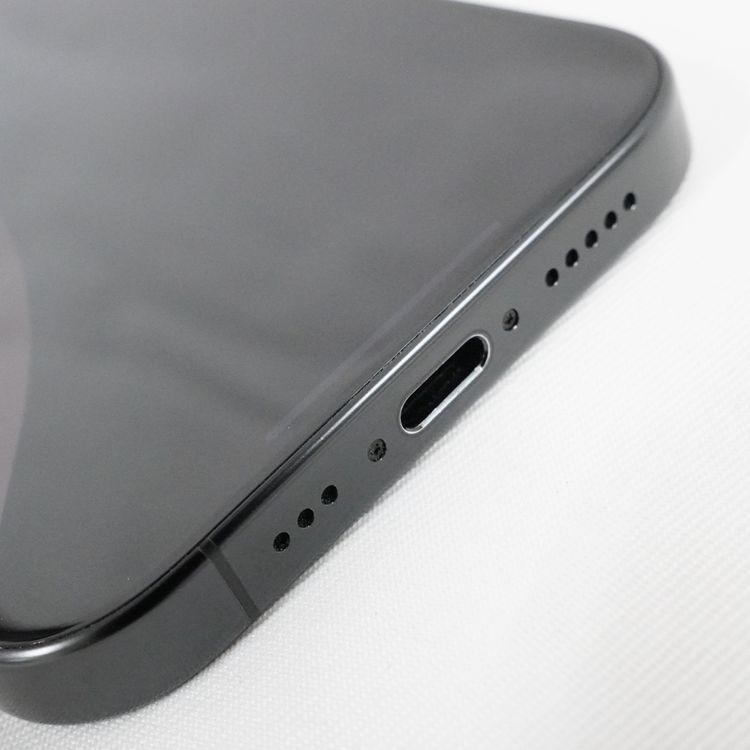 �ڼ��ߤʤߡۡ�1113��au��iPhone 16 Pro 128GB  MYMV3J/A������