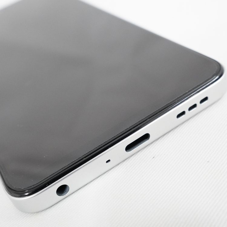 �ڼ��ߤʤߡۡ�1132��au��OPPO A5 5G OPG06 �ۥ磻�ȡ�Ķ����