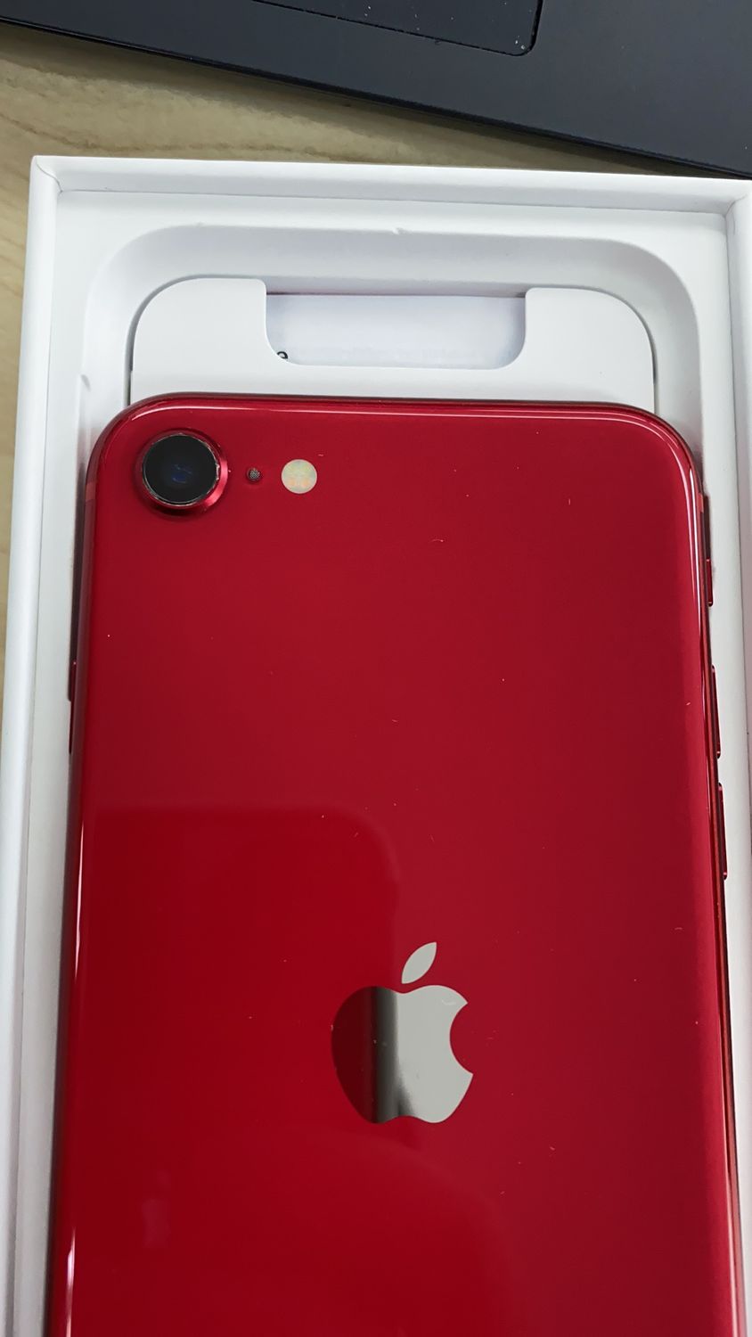 ムスビー｜[Quality Shop]中古美品SIMフリー iPhone se2 128GB赤 