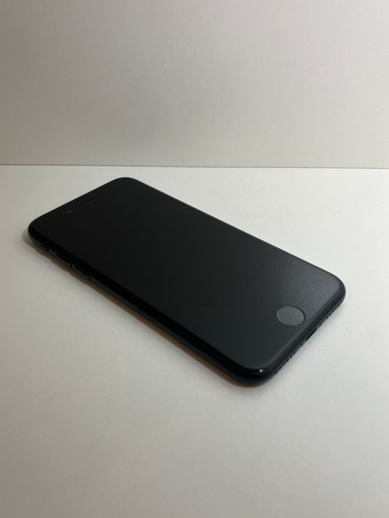 ���� iPhone��SE3��64GB���ߥåɥʥ��ȡ�SIM���å�����Ѥ� ���ʥ������դ�