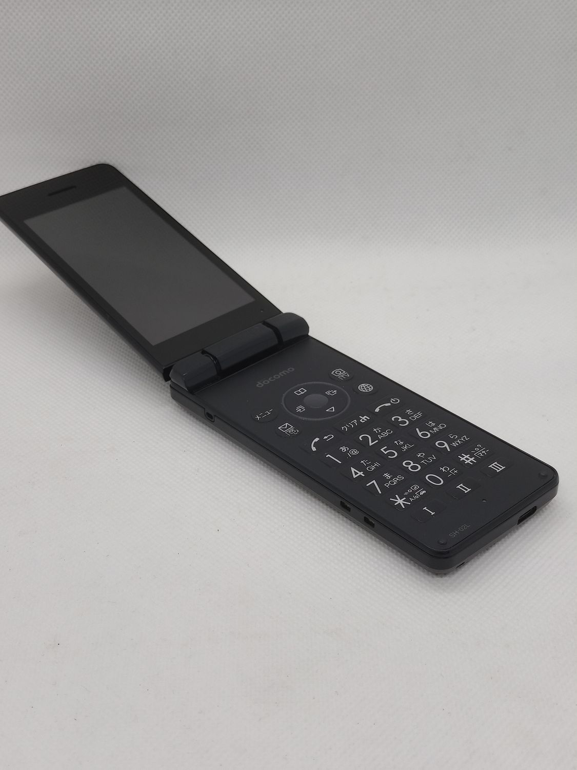 シャープ 新品 SIMフリー docomo AQUOS SH-02L ブラック 携帯電話  