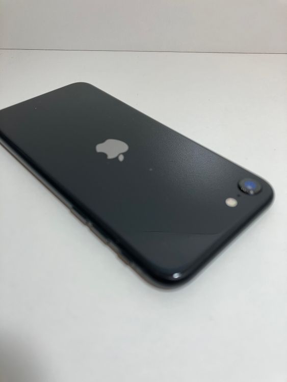 ���� iPhone��SE2��64GB���֥�å���SIM���å�����Ѥ�  ���ʥ������դ�