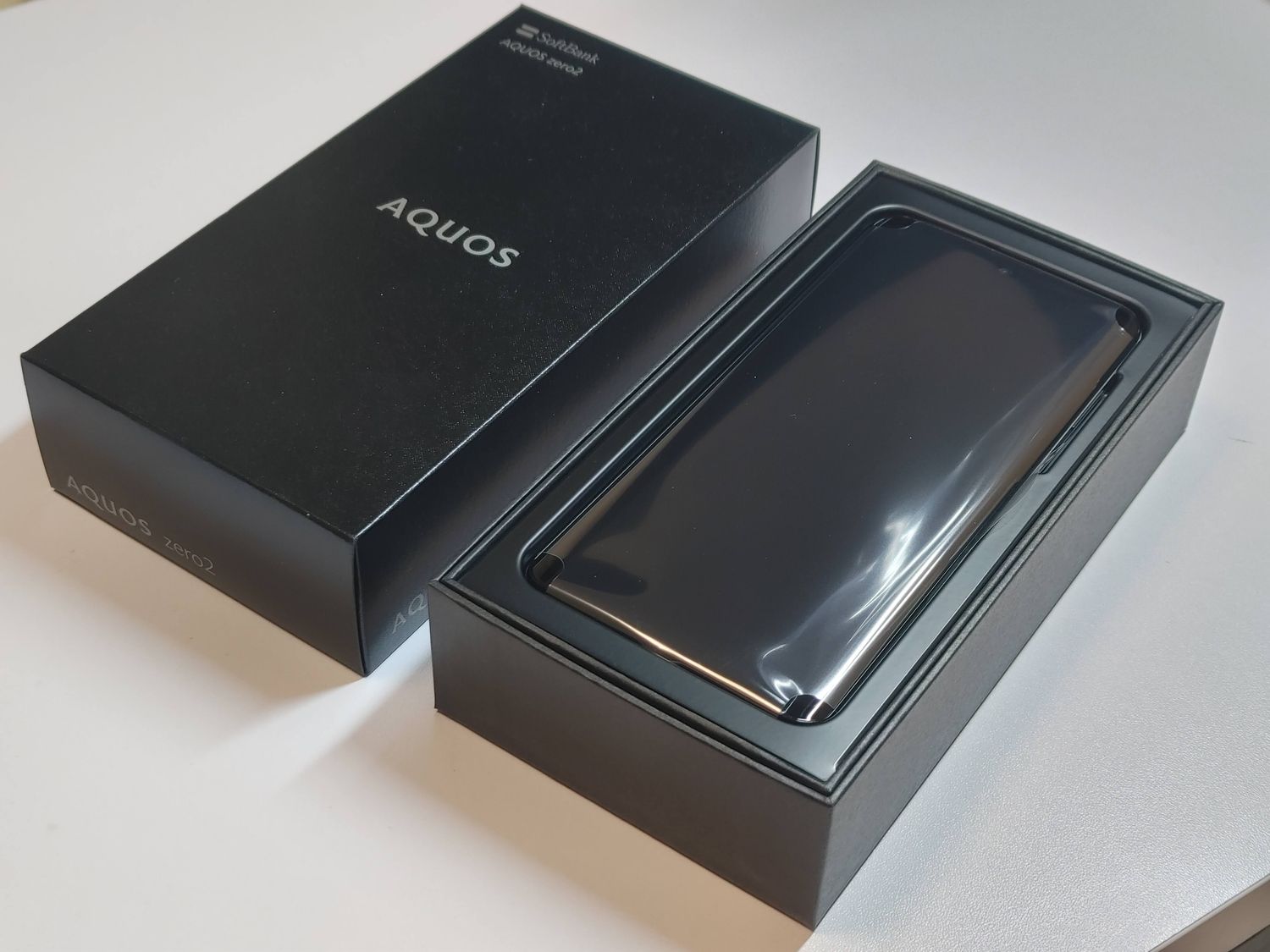 ムスビー｜【新品未使用/判定○】SIM解除済み AQUOS zero2 906SH  