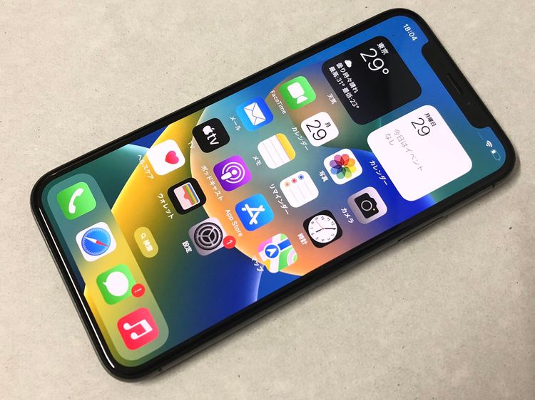 ХSIMե꡼ iPhone X 64GB