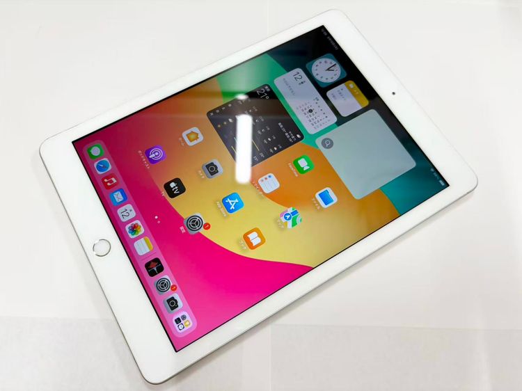 ������Х����iPad(��6����) WiFi 32GB MR7G2J/A ����С�