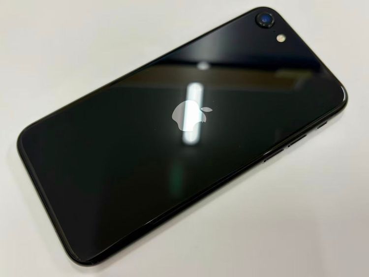 ������Х��������SIM�ե꡼ iPhone SE(��2����) 64GB �֥�å�