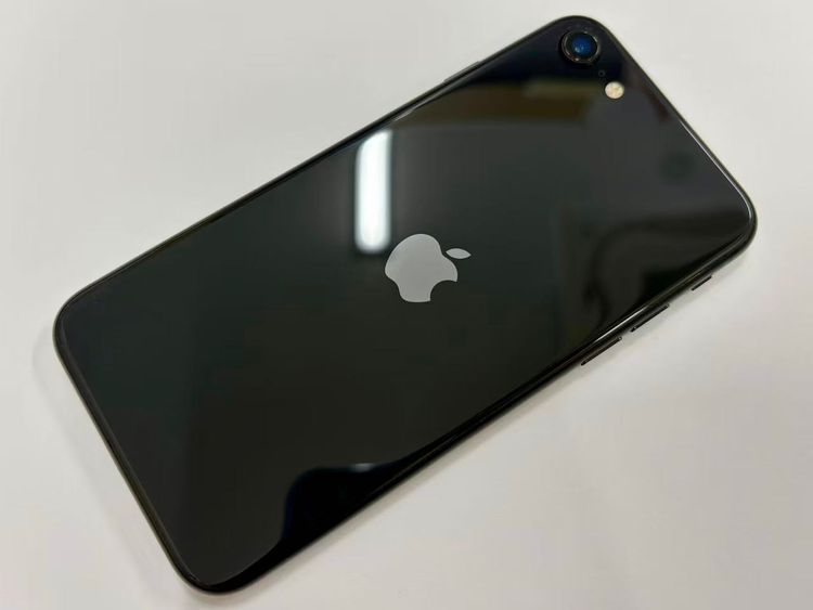 ������Х��������SIM�ե꡼ iPhone SE(��2����) 64GB �֥�å�