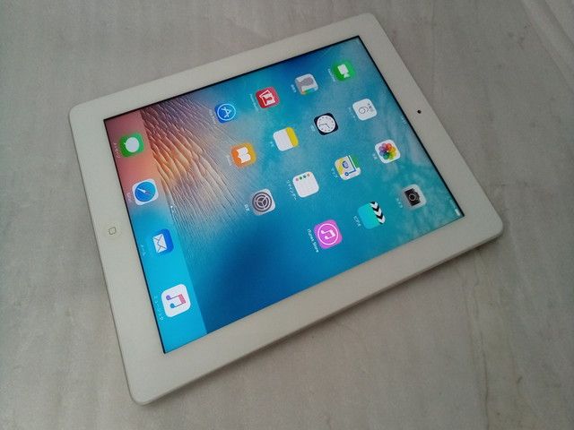 Apple iPad 第三世代 MD328J/A iPad 16GB White（iPad Wi-Fi 16GB 