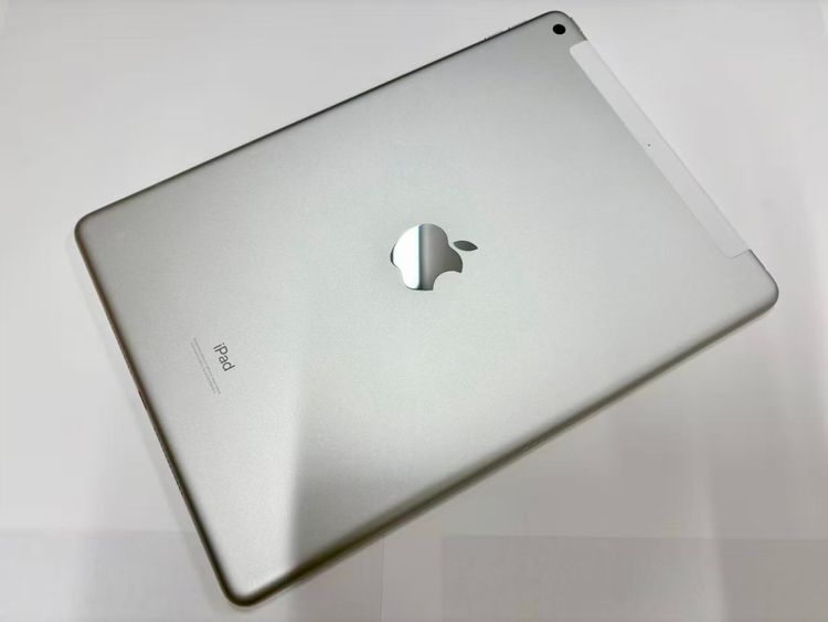 ХiPad(9) Wi-Fi+Cell 64GB MK493J/A С