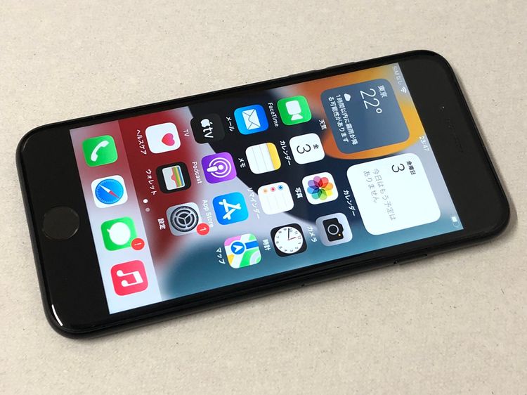 ХSIMե꡼ iPhone 7 32GB ֥å