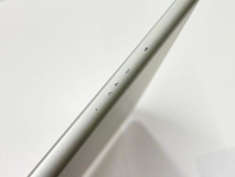 ������Х����SIM�ե꡼ iPad(��7����) Wi-Fi+Cellular 32GB ����С�