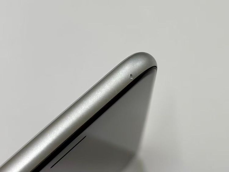 ХSIMե꡼ iPhone SE(2) 64GB ۥ磻